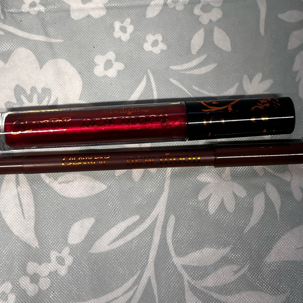 ColourPop x New moon duo